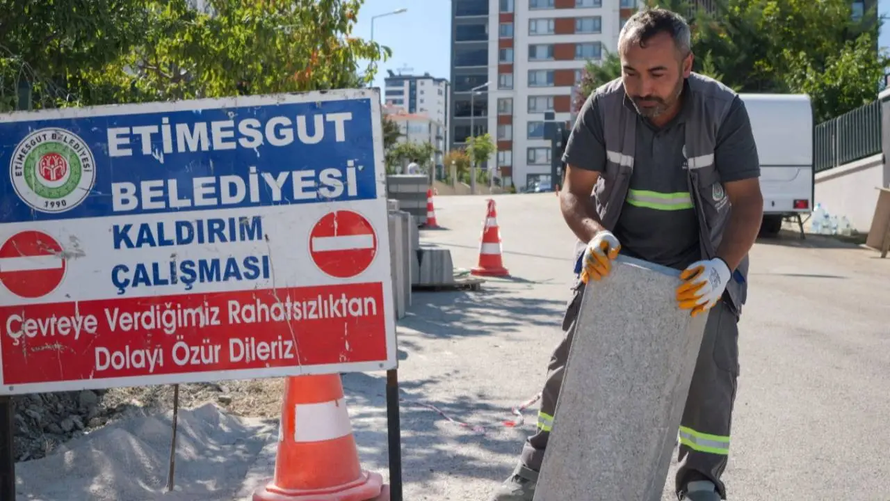 Etimesgut'ta 3 mahallede saha çalışması yapılıyor