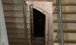 Etimesgut'ta apartman boşluğuna düşen çocuk öldü