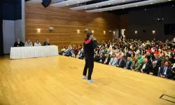 Genç hatipler Kahramankazan'da sahnede hünerlerini sergiledi