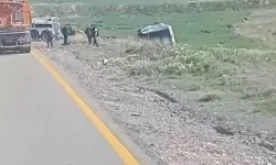 Ankara’da EGO otobüsü tarlaya uçtu