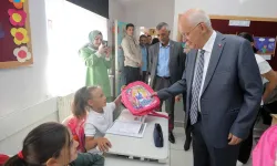 Yenimahalle'de öğrencilere kırtasiye desteği