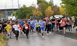 Altındağ'da Cumhuriyet coşkusu koşuyla başladı