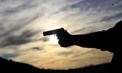 Dikmen'de alkollü vatandaş taksiciye kurşun sıktı