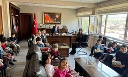 Güdüllü Minikler Sordu, Kaymakam Naim Akar Cevapladı