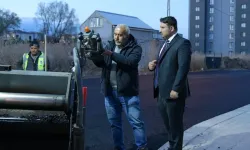 Kahramankazan'da okul çevreleri asfaltlanıyor