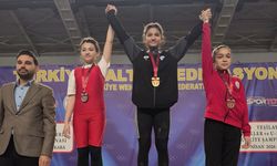 Pursaklar’dan Halterde Altın Başarı