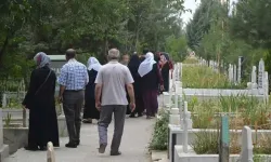 Keçiören Belediyesi mezarlık ziyareti için servis hizmeti verecek
