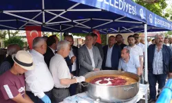 Çubuk'ta 5 bin kişiye aşure ikram edildi