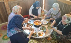 Beypazarı’nda düğün hazırlıkları imece usulüyle sürüyor