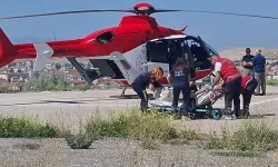 Nallıhan'da fenalaşan 82 yaşındaki hasta helikoperle Ankara'ya getirildi