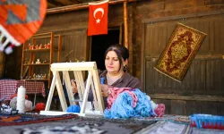 Halılar Altınköy'de dile geldi