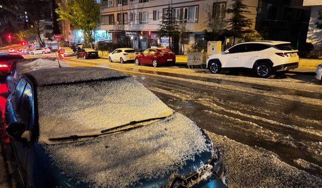 Ankara'da sağanak ve dolu etkili oldu