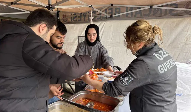 Sincan Belediyesinden İstanbullu depremzedelere gıda yardımı
