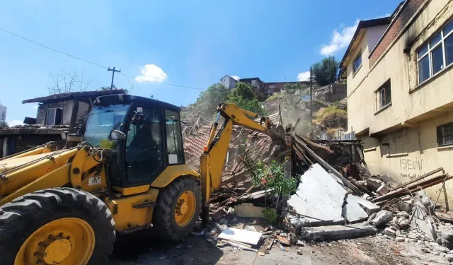 Altındağ’da metruk yapılarla mücadele devam ediyor!