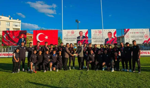 Pursaklar, Ragbi'de Türkiye'nin zirvesine çıktı