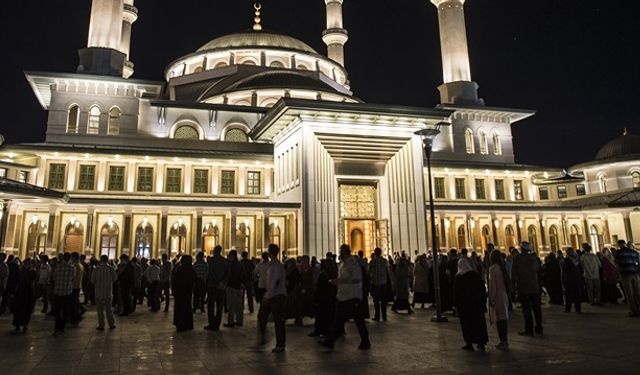 Tüm yurtta 15 Temmuz Şehitleri hatim ve dualarla anılacak