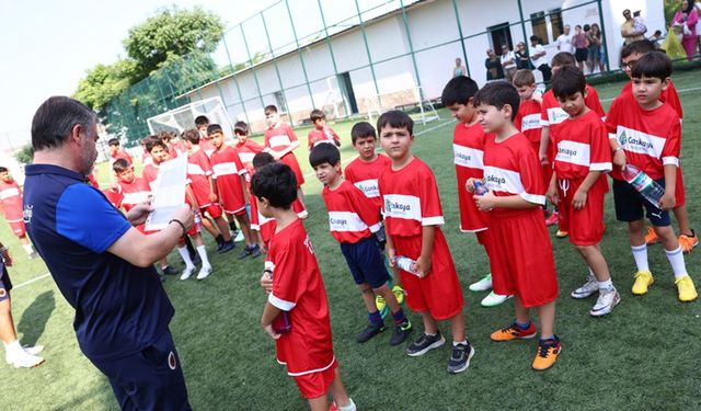 Çankaya’nın Minik Futbolcuları Sahaya İndi