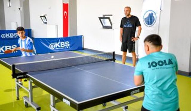 Altındağ’da yaz neşesi! Çocuklar doyasıya eğleniyor