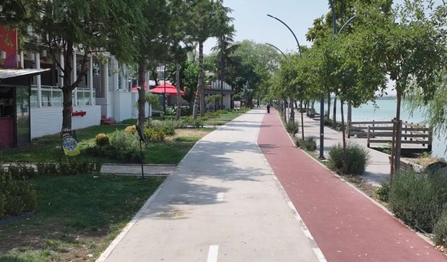 Mogan Gölü Sahilinde İşgaller Kaldırıldı: Yeşil Alan Arttı