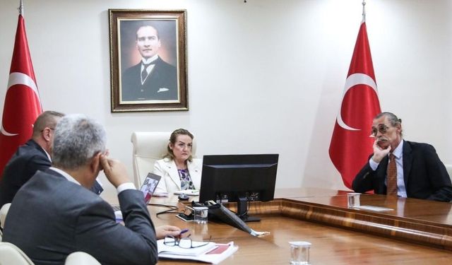 Erdal Beşikçioğlu Sokak Hayvanları Kısırlaştırma Sunumuna Katıldı