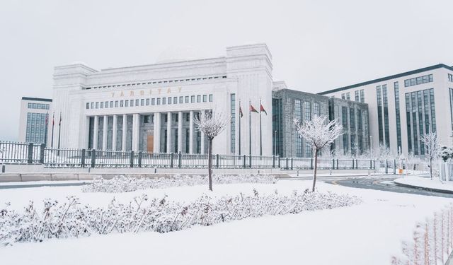 Başkent'in Yüksek Kesimlerinde Kar Yağışı Başladı