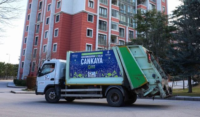 Çankaya Belediyesi Atıkları Geri Dönüştürerek Ekonomiye Kazandırıyor