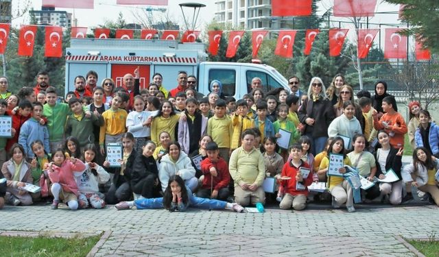 Keçiörenli Gençler Afetlere Hazırlanıyor