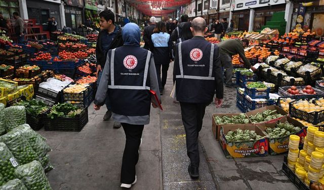 Ankara'da Bayram Öncesi Denetimler Arttı: Hal, AŞTİ ve Marketler Mercek Altında