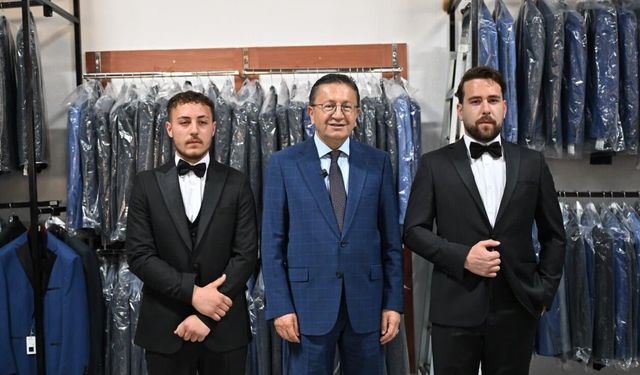 Altındağ'da damat adaylarına damatlık hediyesi