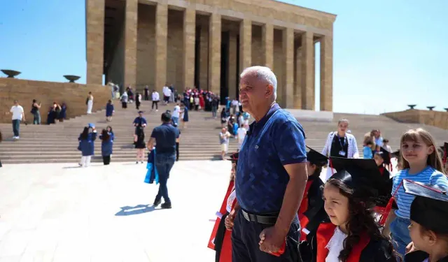 Tatille birlikte Anıtkabir'e koştular