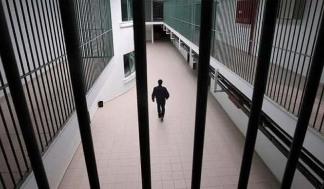 15-18 yaş grubuna müebbet hapsin yolu açıldı
