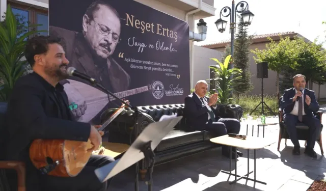 Neşet Ertaş Kızılcahamam'da türkülerle anıldı
