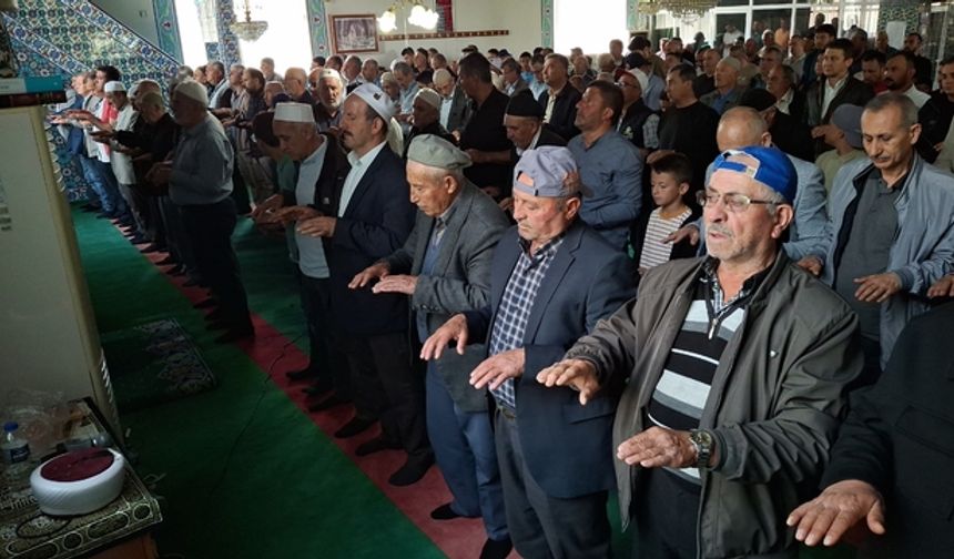 Beypazarı'nın köylerinde yağmur duaları sürüyor