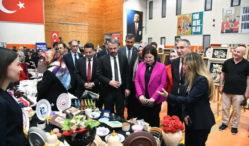 El emeği göz nuru ürünler Pursaklar’da sergilendi