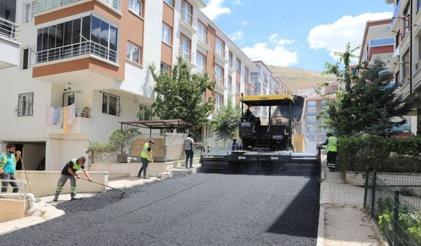 Keçiören’de Altyapı ve Üstyapı Çalışmaları Sürüyor