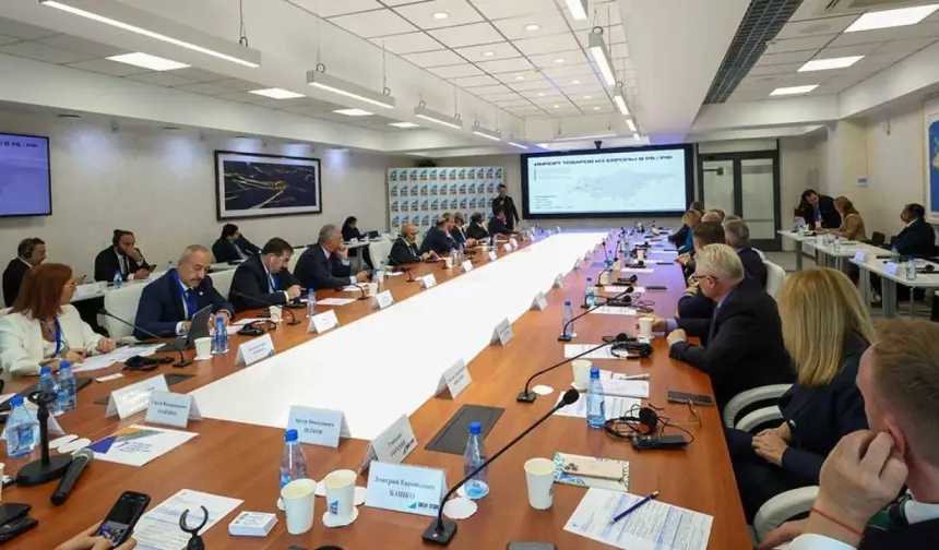 ATO heyeti Belarus'ta yeni ticaret fırsatları arıyor