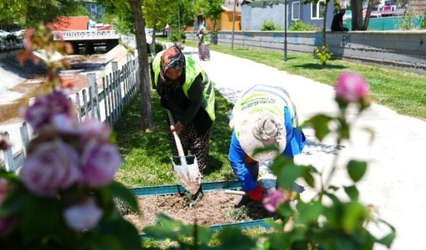 Gölbaşı’nın Parklarında Kapsamlı Bakım ve Onarım Çalışmaları Sürüyor