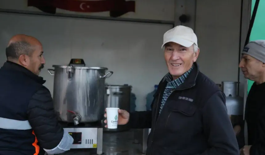 Çankaya Belediyesi sıcak çorba ikramına başladı!