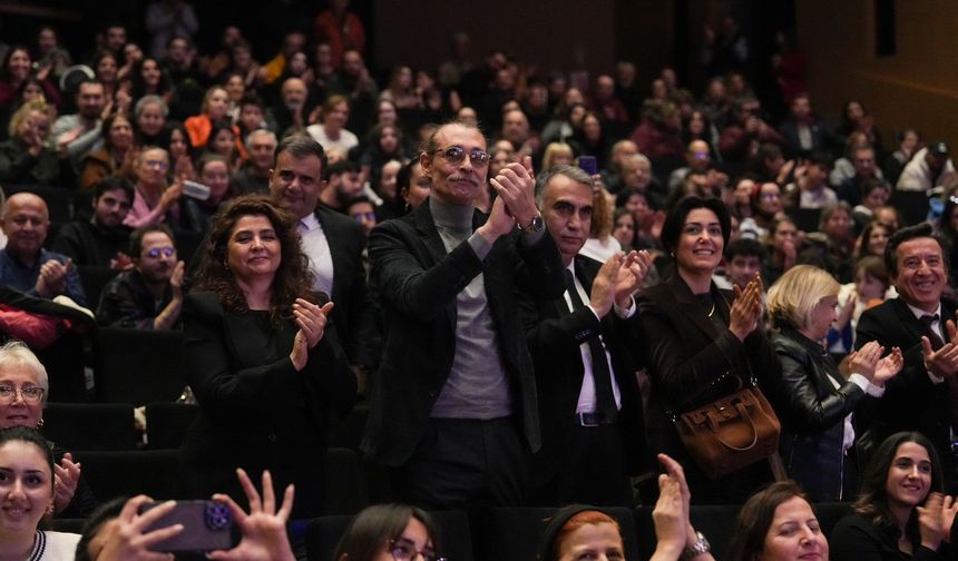 Etimesgut Kent Tiyatrosu’ndan dev başlangıç