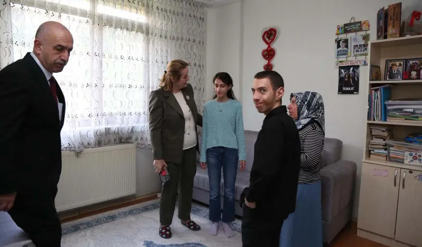 Etimesgut Kaymakamlığı aile ziyaretlerine devam ediyor