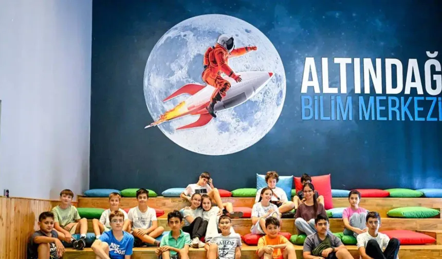 Altındağ'da binlerce çocuk bilimle buluştu