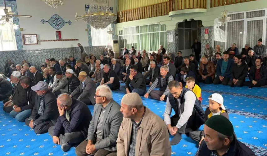 Beypazarı'nda vatandaşlar yağmur ve şükür duası yaptı