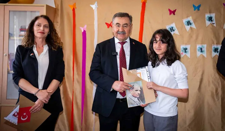 Gölbaşı'nda karne coşkusu yaşandı