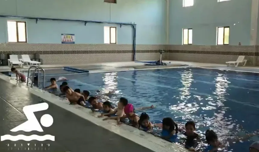 Şereflikoçhisar'da ücretsiz yüzme kursu başladı!